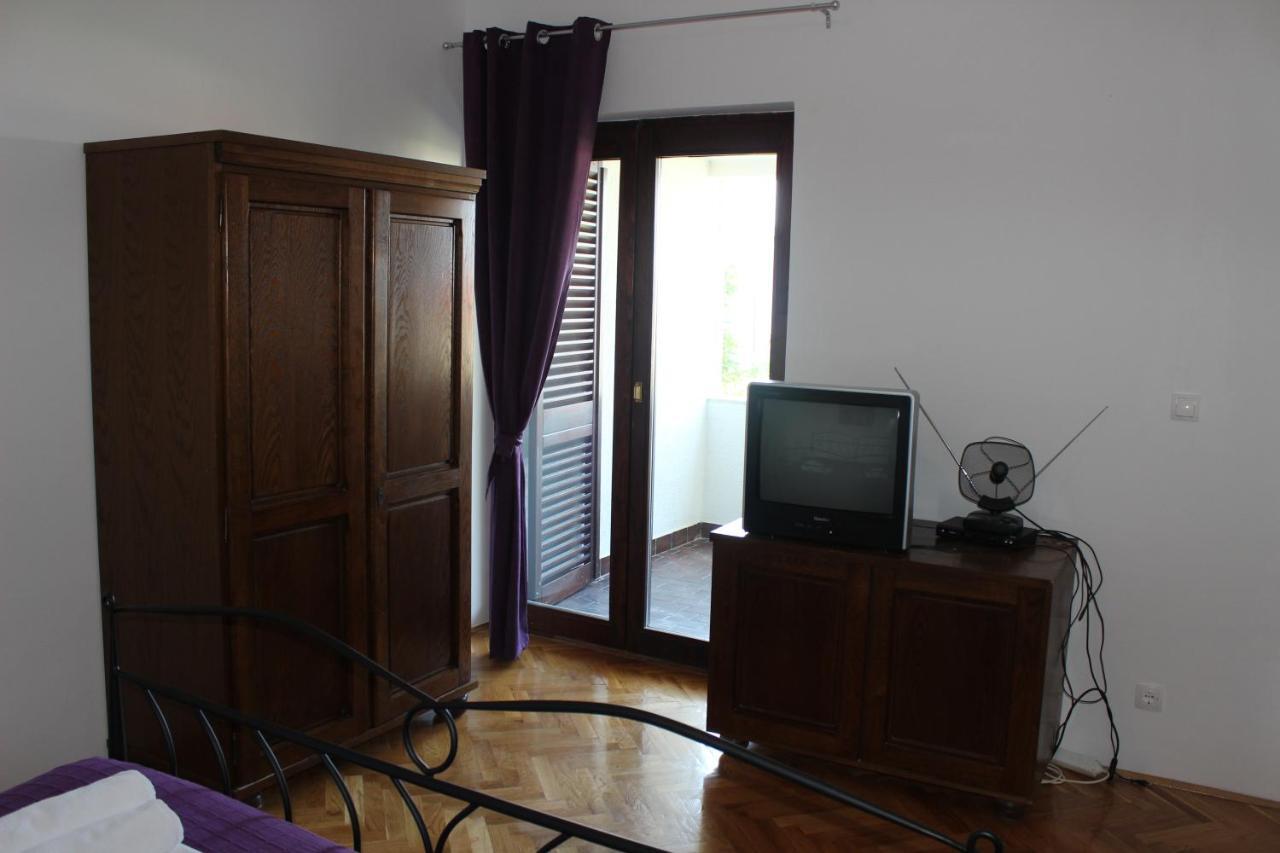 Apartments Petrada Omiš Værelse billede